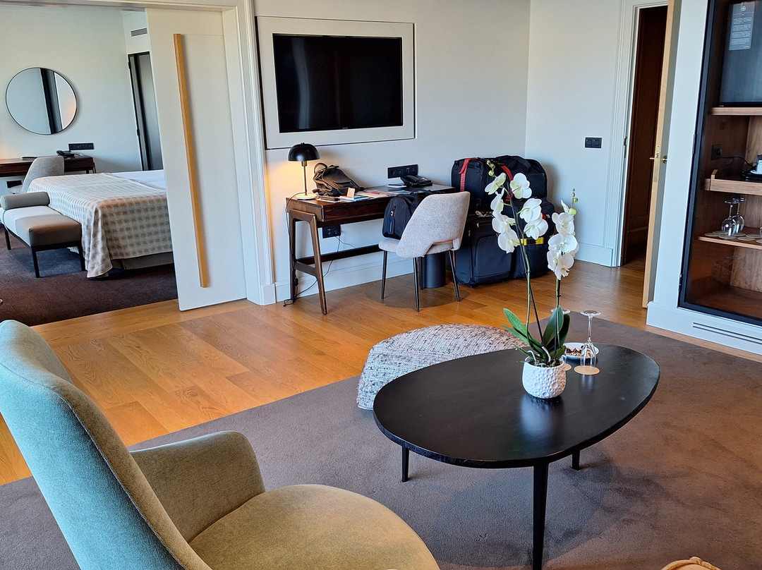 波尔图湾度假酒店主图