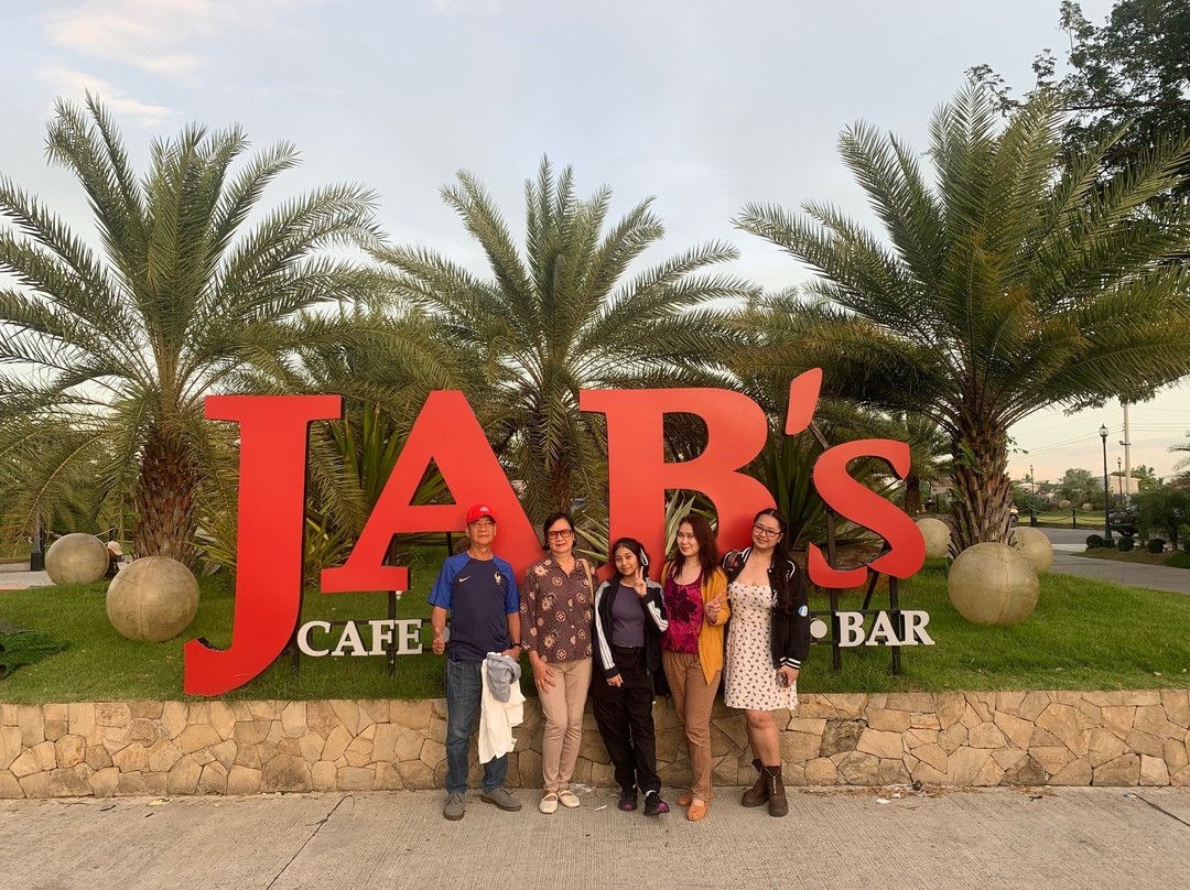 The Golden Lotus By Jab's Cafe主图