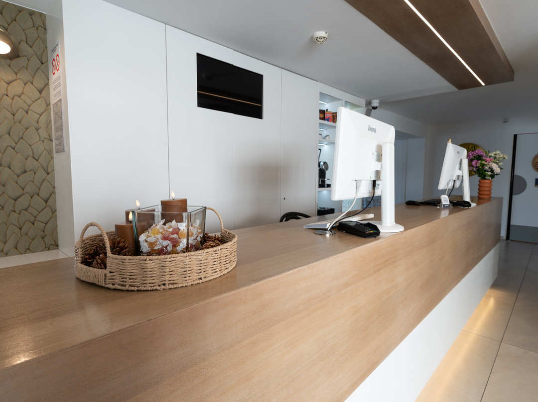 基里亚德蒙佩里尔苏德拉特酒店主图