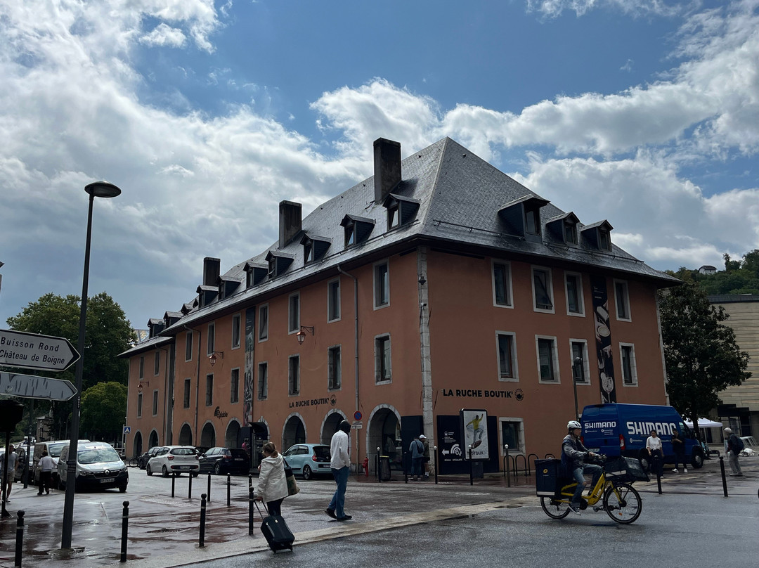 La Ruche Boutik’-尚贝里必去景点