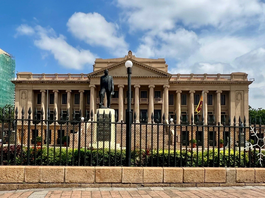 旧议会大楼-科伦坡必去景点