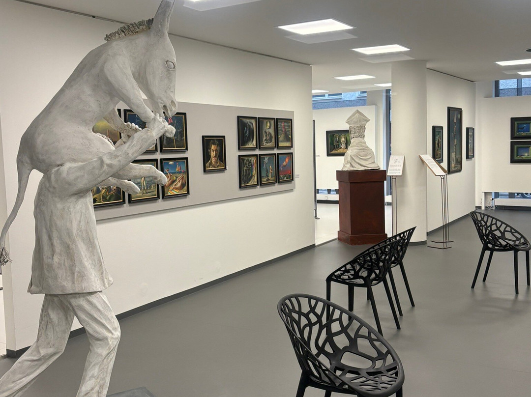 LETTL-Museum für surreale Kunst-奥格斯堡必去景点