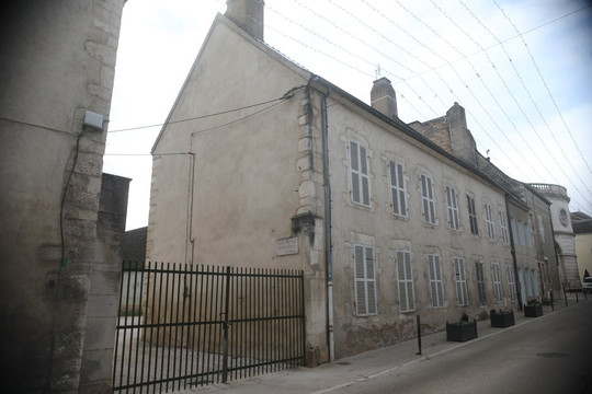 Domaine Thénard-Givry必去景点