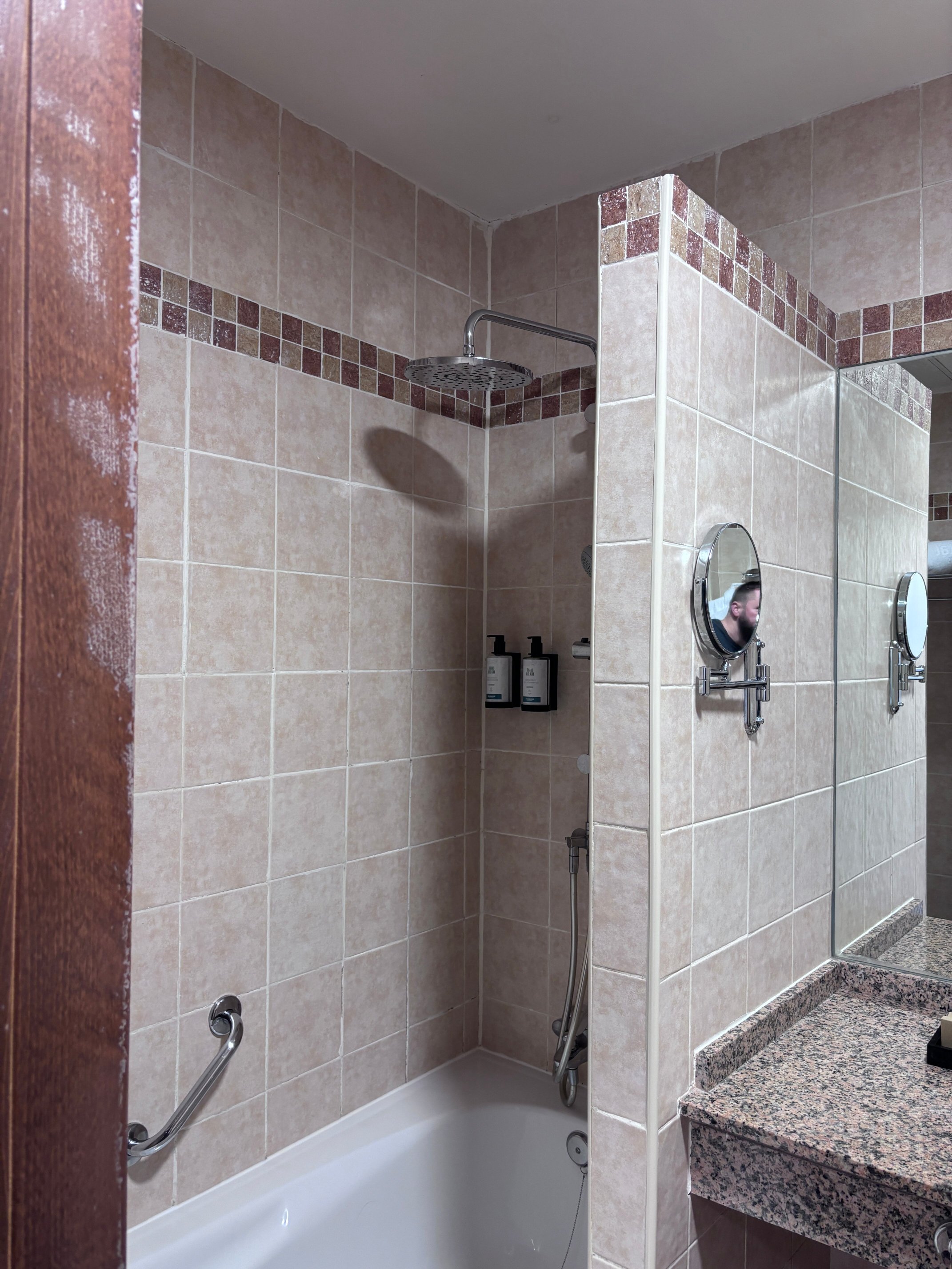 巴塞罗加迪亚沙滩酒店-浴室