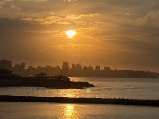 泰鲁碧酒店主图