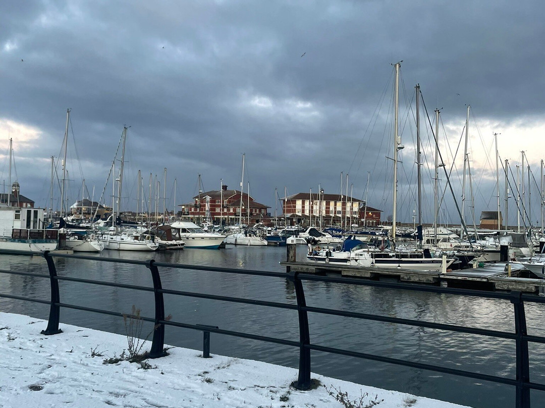 普瑞米尔哈特尔普尔码头酒店主图