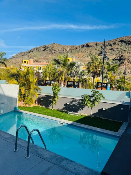 亲切莫甘天堂酒店-官方