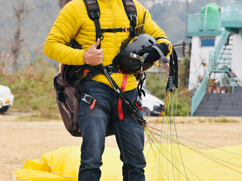 Skylark School of Paragliding-Bir必去景点