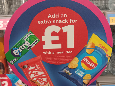 WH Smith-Ringway必去景点