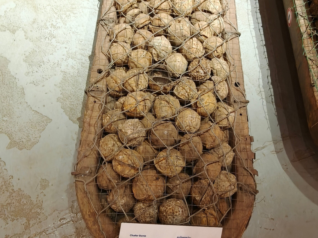 UXO老挝游客中心-琅勃拉邦必去景点