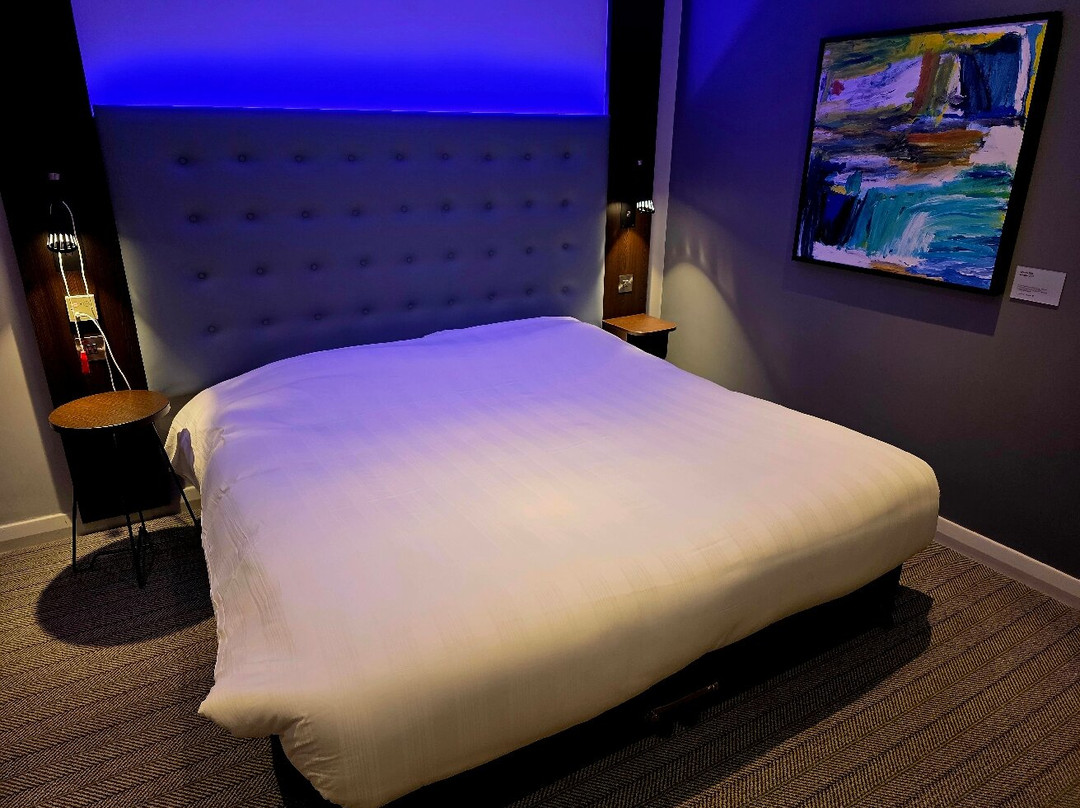 伊斯特本镇中心普瑞米尔酒店主图