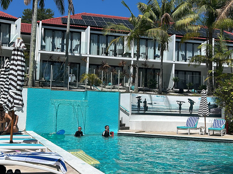 特里格尔太平洋海滩休闲酒店主图