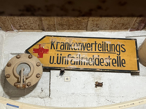 Le Musée du Blockhaus Hôpital-莱萨布勒多洛讷必去景点