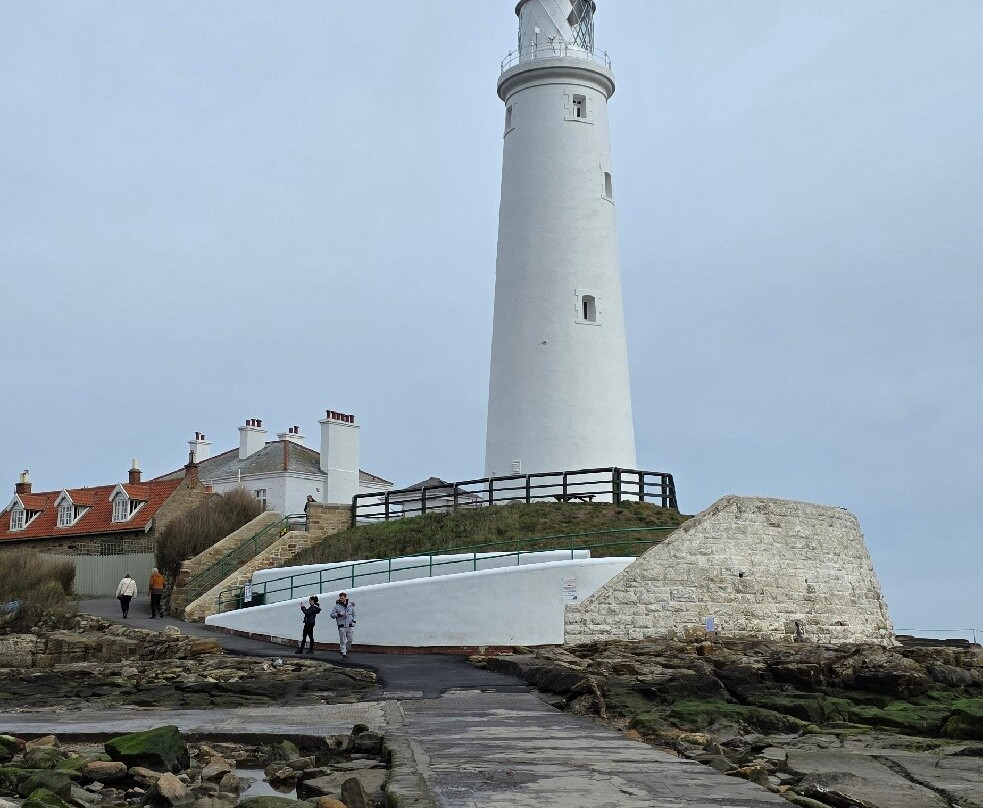 St. Mary's Lighthouse-惠特利湾必去景点