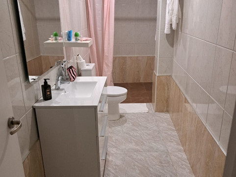 阿尔巴旅馆主图