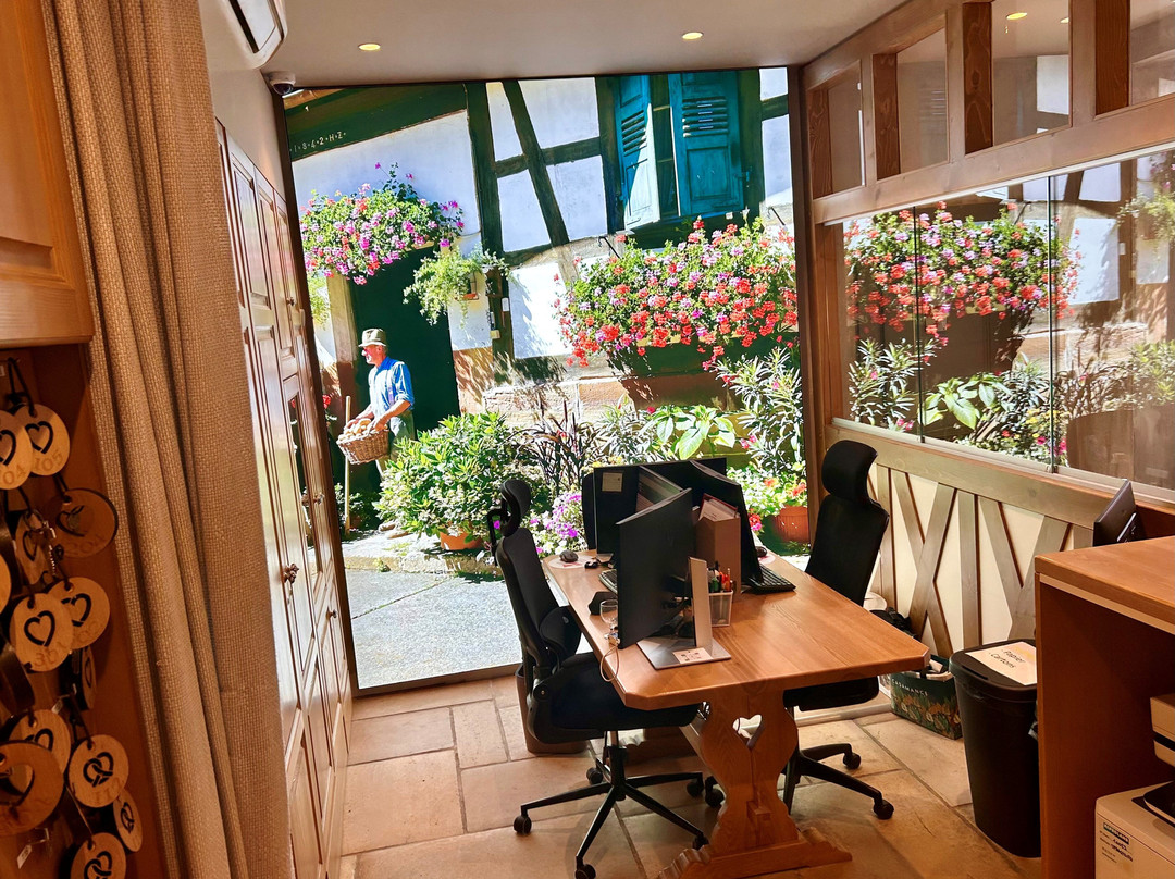宝库尔酒店主图