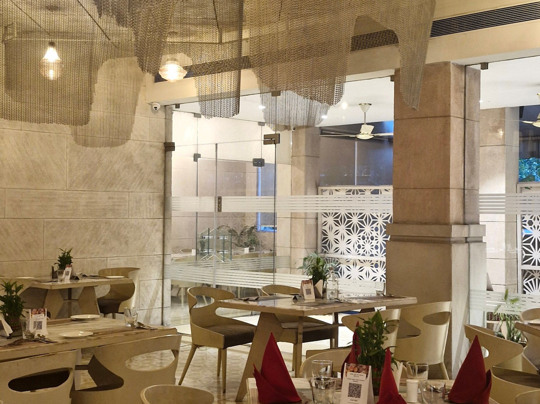 齐普尔萨洛威尔精品酒店主图