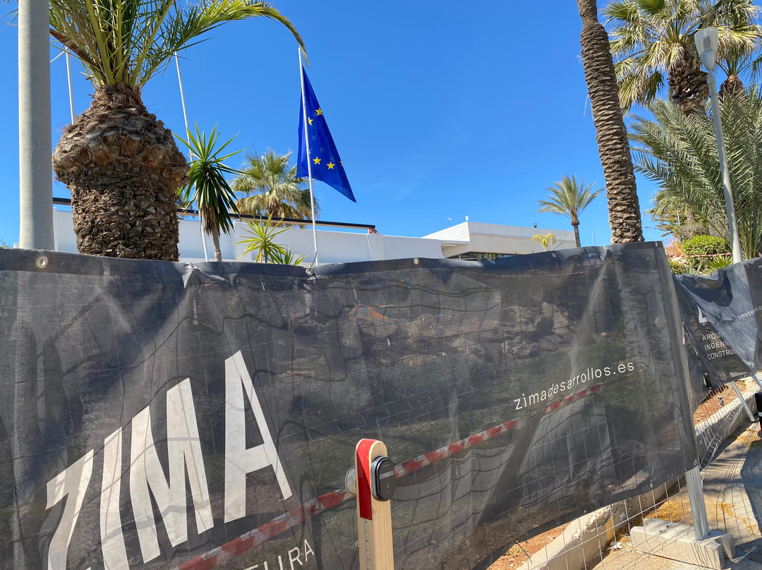 莫哈卡尔酒店主图