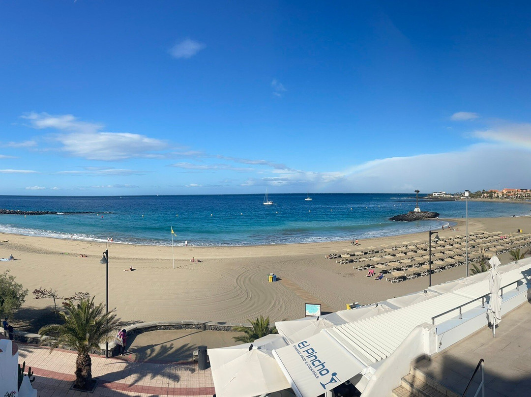 Playa de las Vistas-洛斯克里斯蒂亚诺斯必去景点