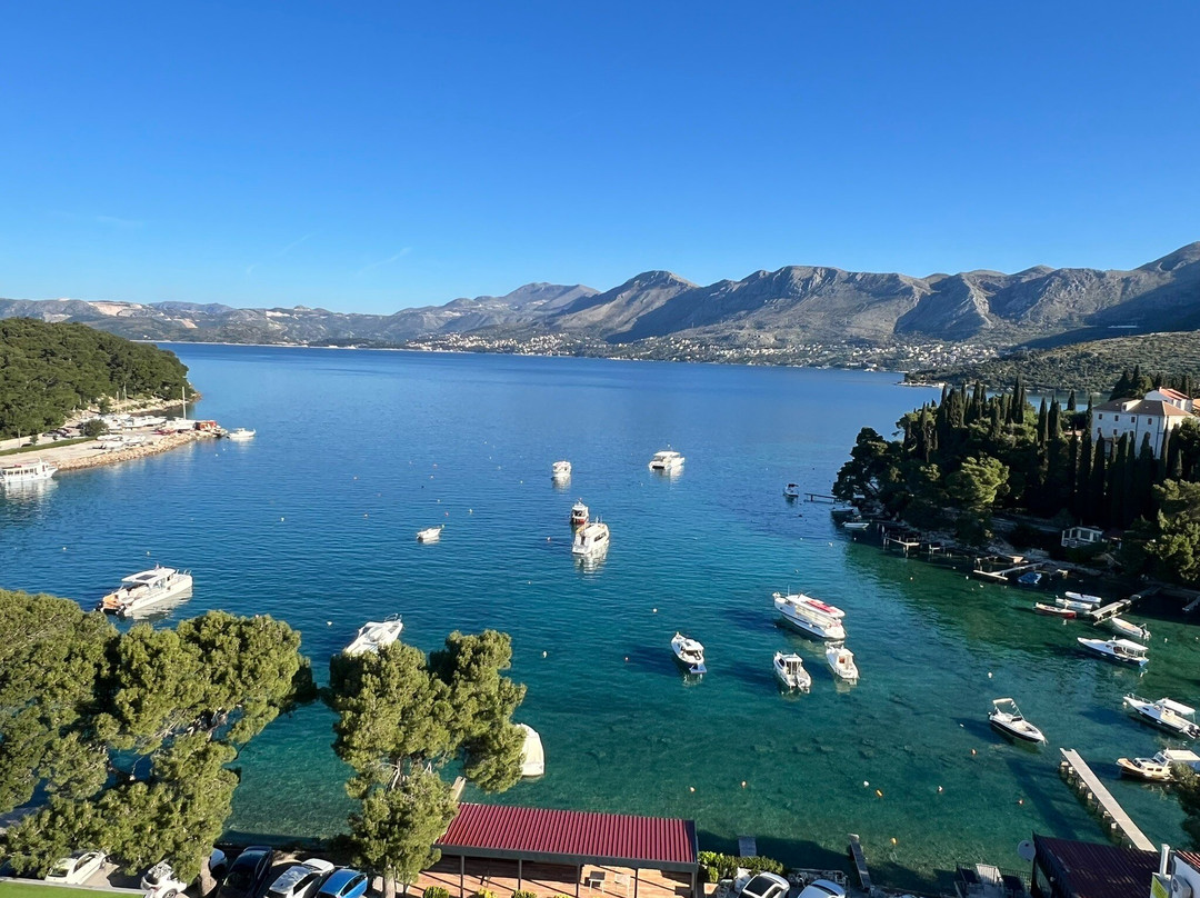 察夫塔特酒店主图