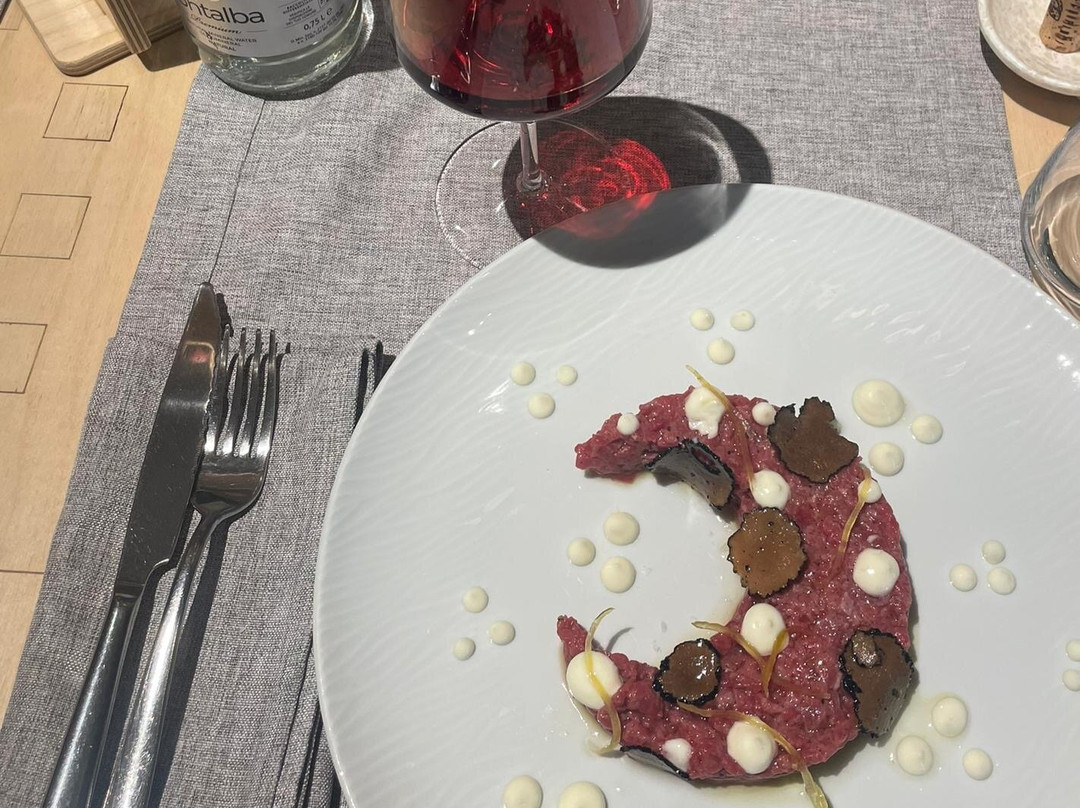 Giovane Hostaria San Marco主图