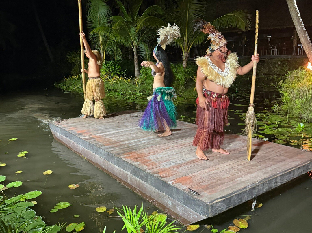 Over-Water Night Show & Dinner-穆里必去景点