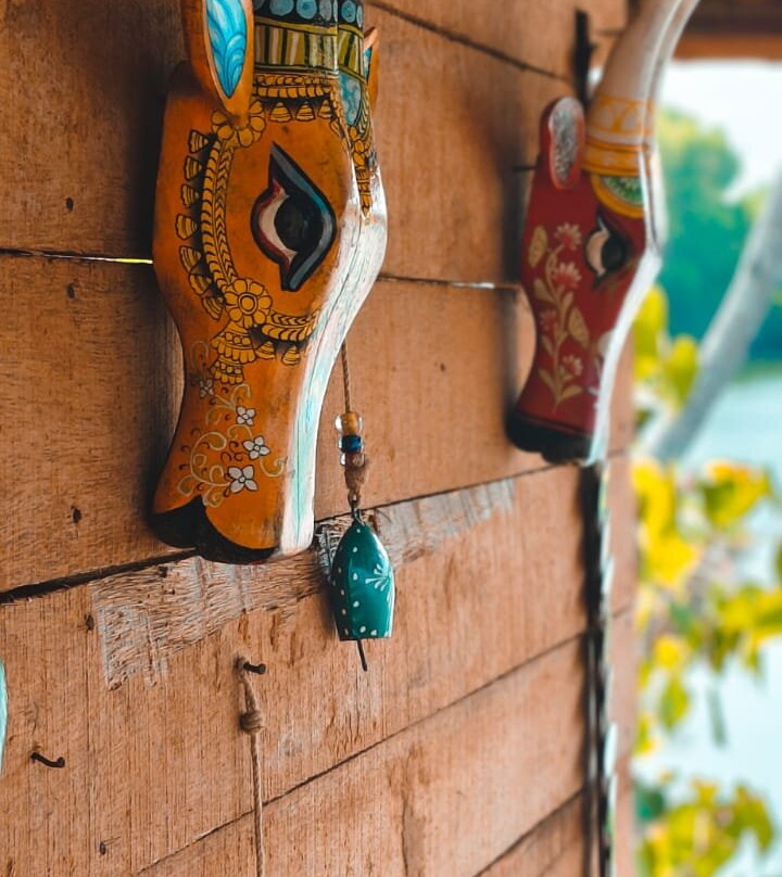 Maalukuli Art Cafe Munroe Island