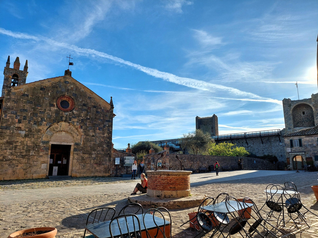 Piazza Roma - Monteriggioni-蒙特里久尼必去景点