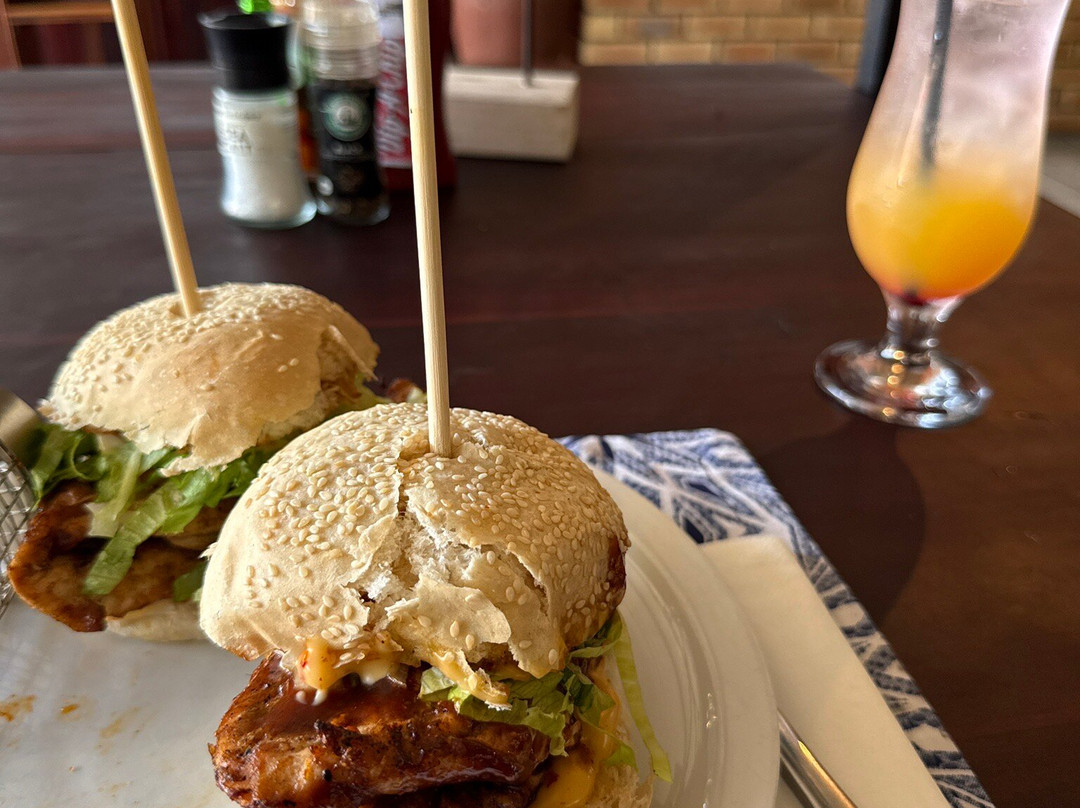 Thebe restaurant and bar