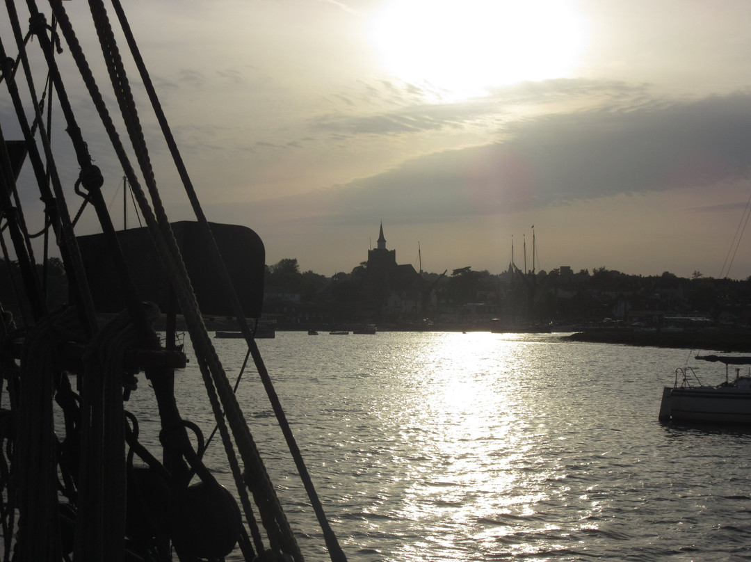Topsail Charters - Day Tours-Maldon必去景点
