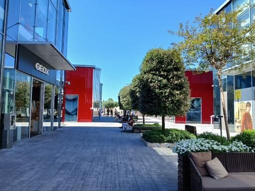 Scalo Milano Outlet & More-Locate di Triulzi必去景点