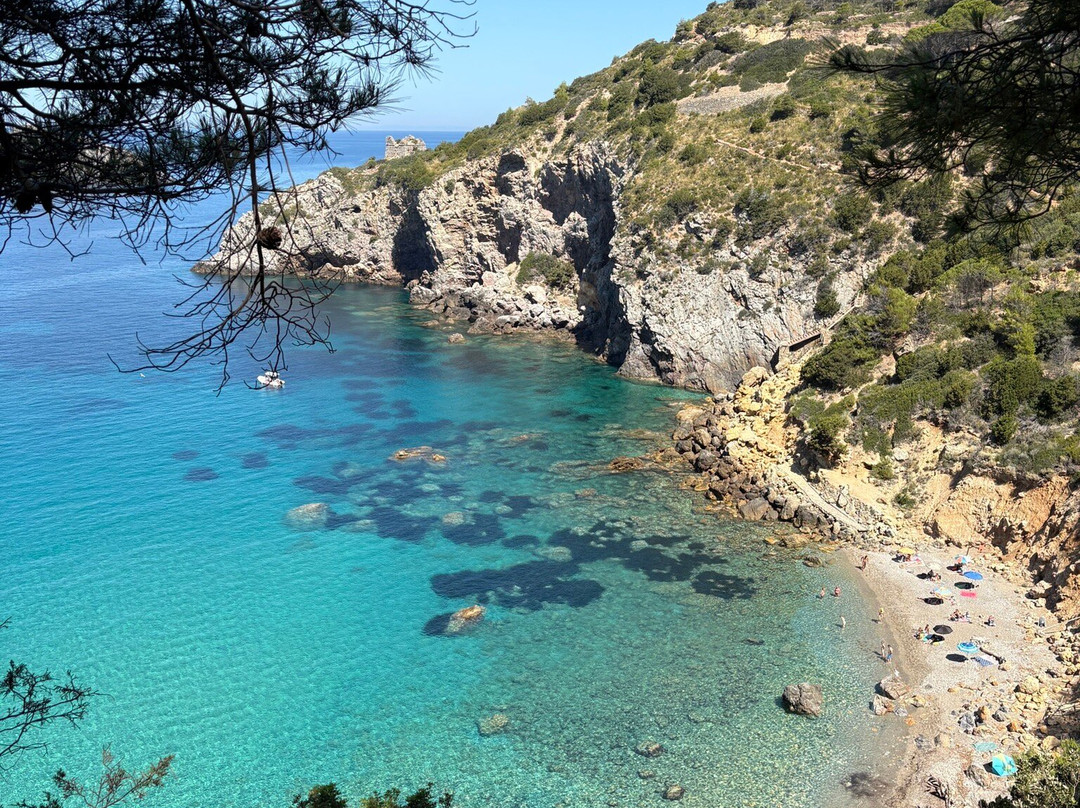 Cala del Gesso-圣托斯特凡诺港必去景点