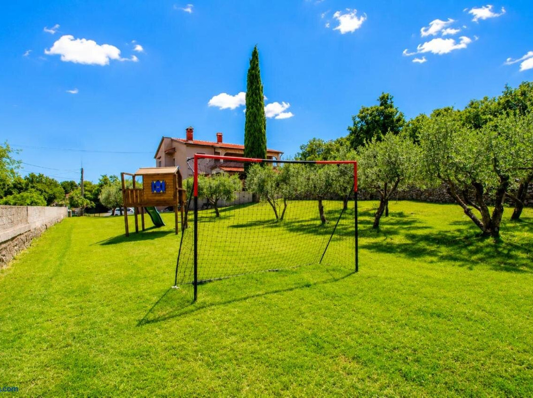 Apartments Nikolina