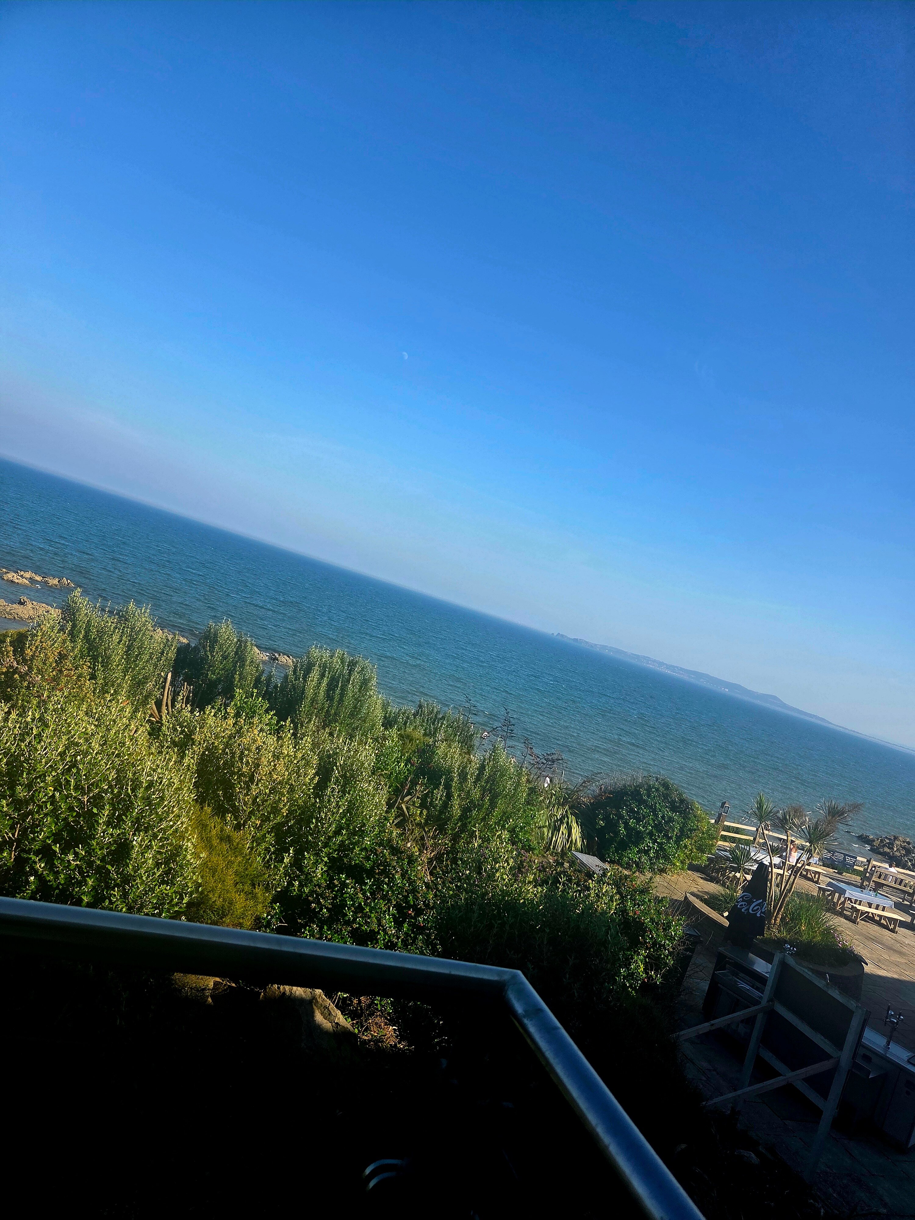 海岸线酒店-旅行者
