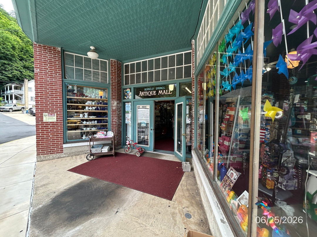 Berkeley Springs Antique Mall-伯克利斯普林斯必去景点