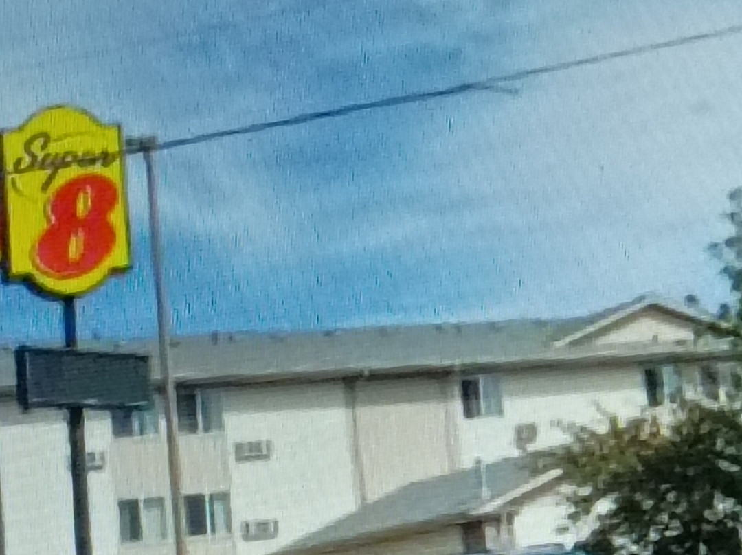 波卡特洛速8酒店主图