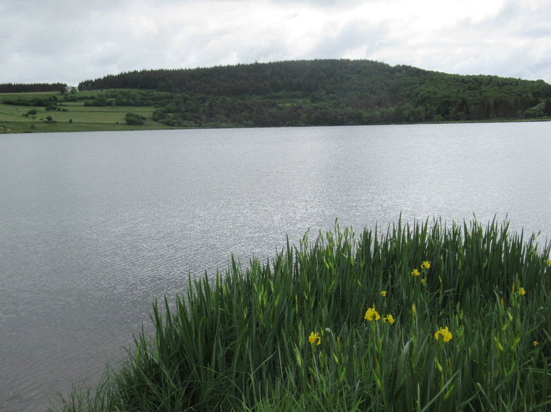 Lac de Saint-Front-Saint-Front必去景点