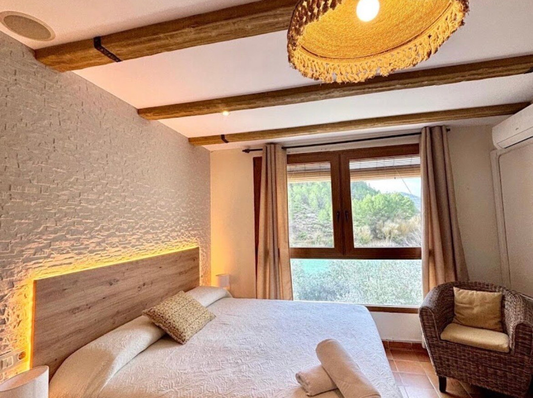 Hostal Avenjúcar主图