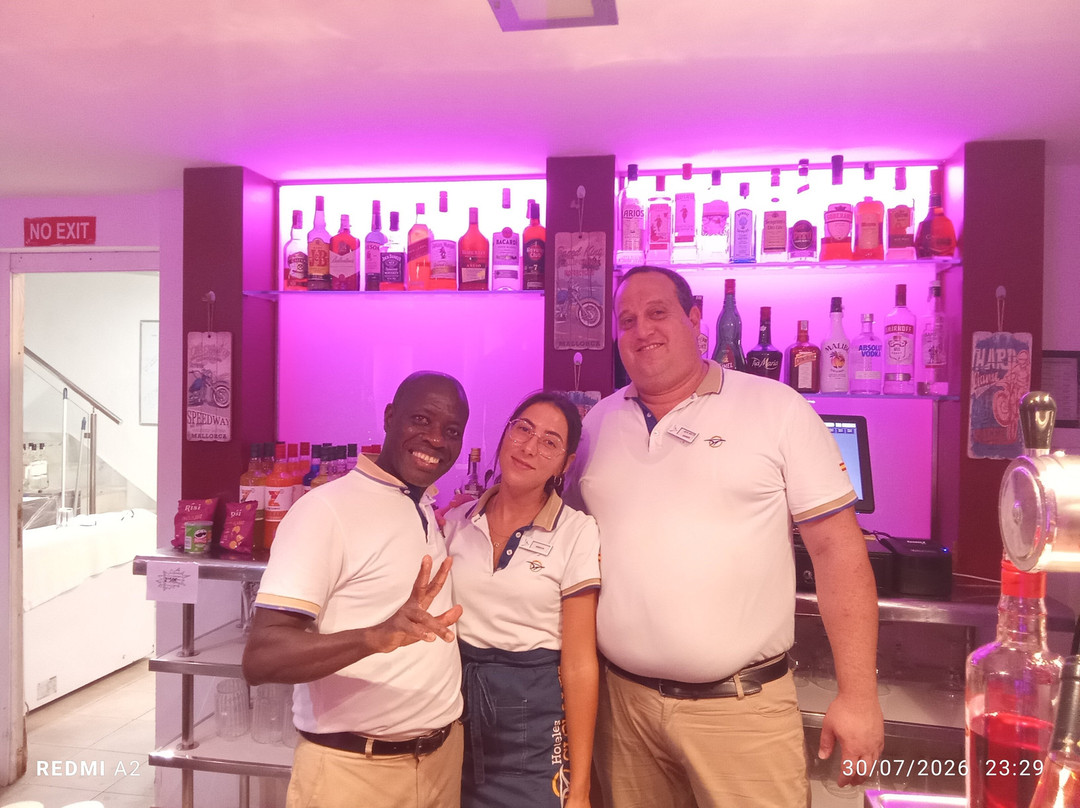 格罗贝尔西马酒店主图