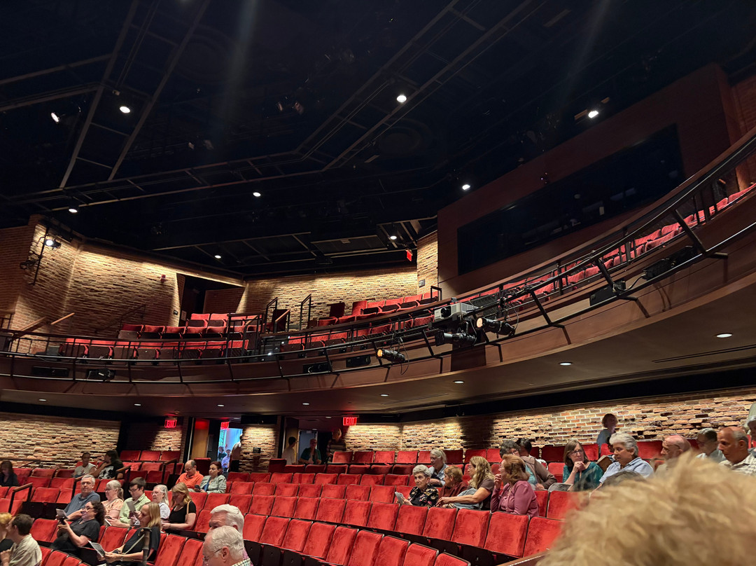 Round House Theatre-贝塞斯达必去景点