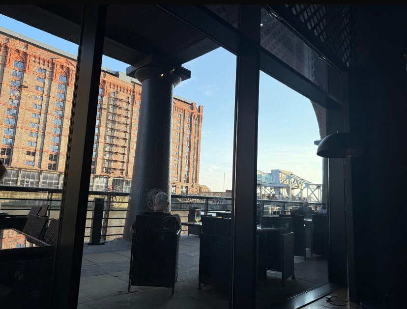 利物浦泰坦尼克酒店主图