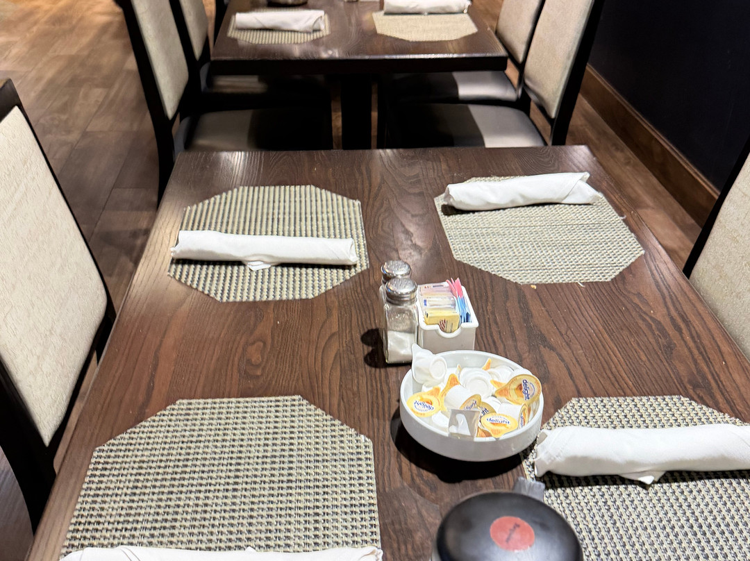 萨默塞特希尔顿逸林酒店&会议中心主图