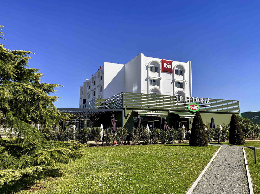 宜必思波尔多佩萨克 Route Des Vins 酒店