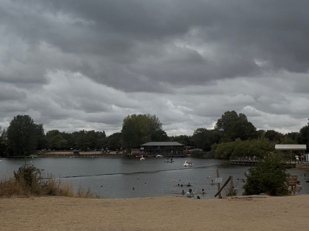 Cotswold Country Park & Beach-Shorncote必去景点