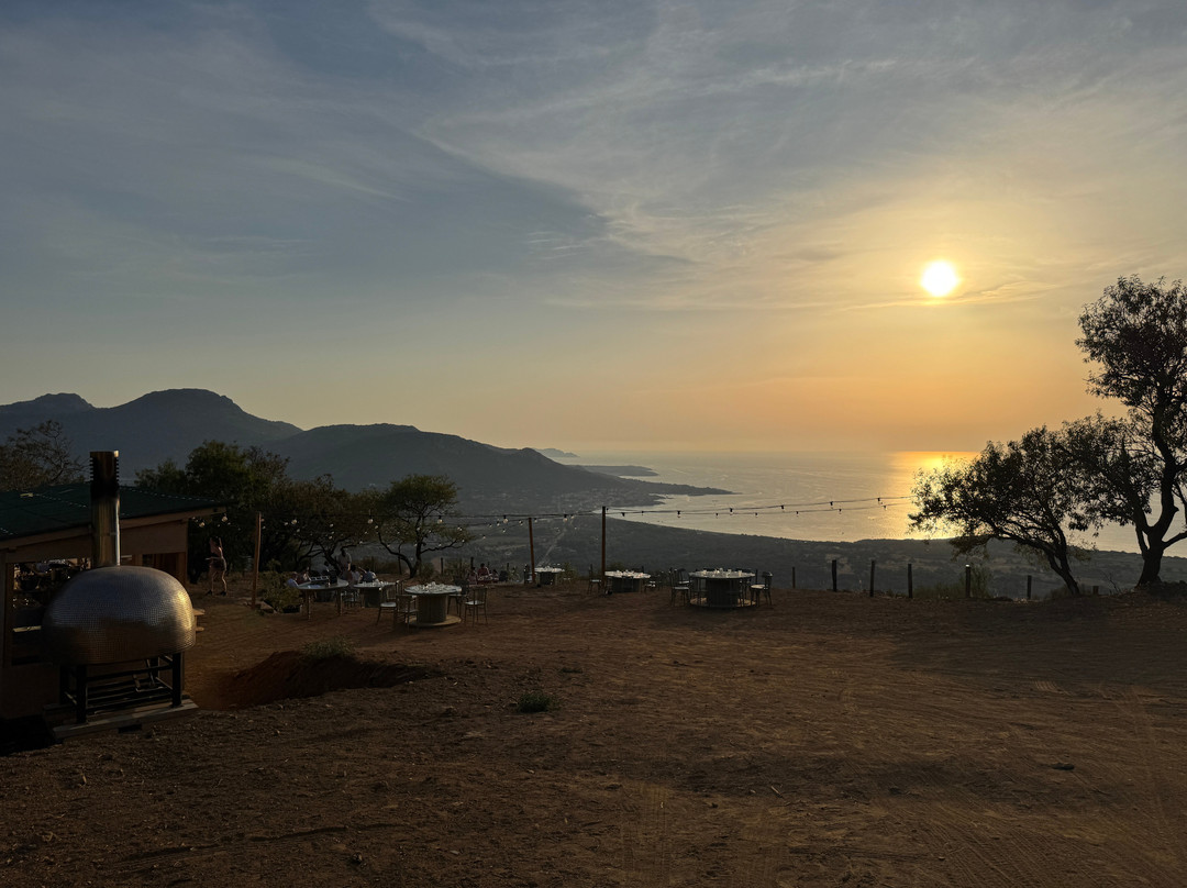 La Punta Corbara