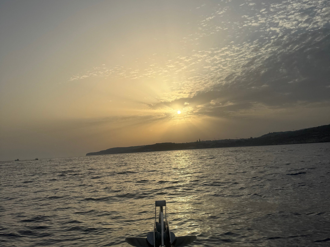 Comino Waves Boat Charters Malta-史克华必去景点