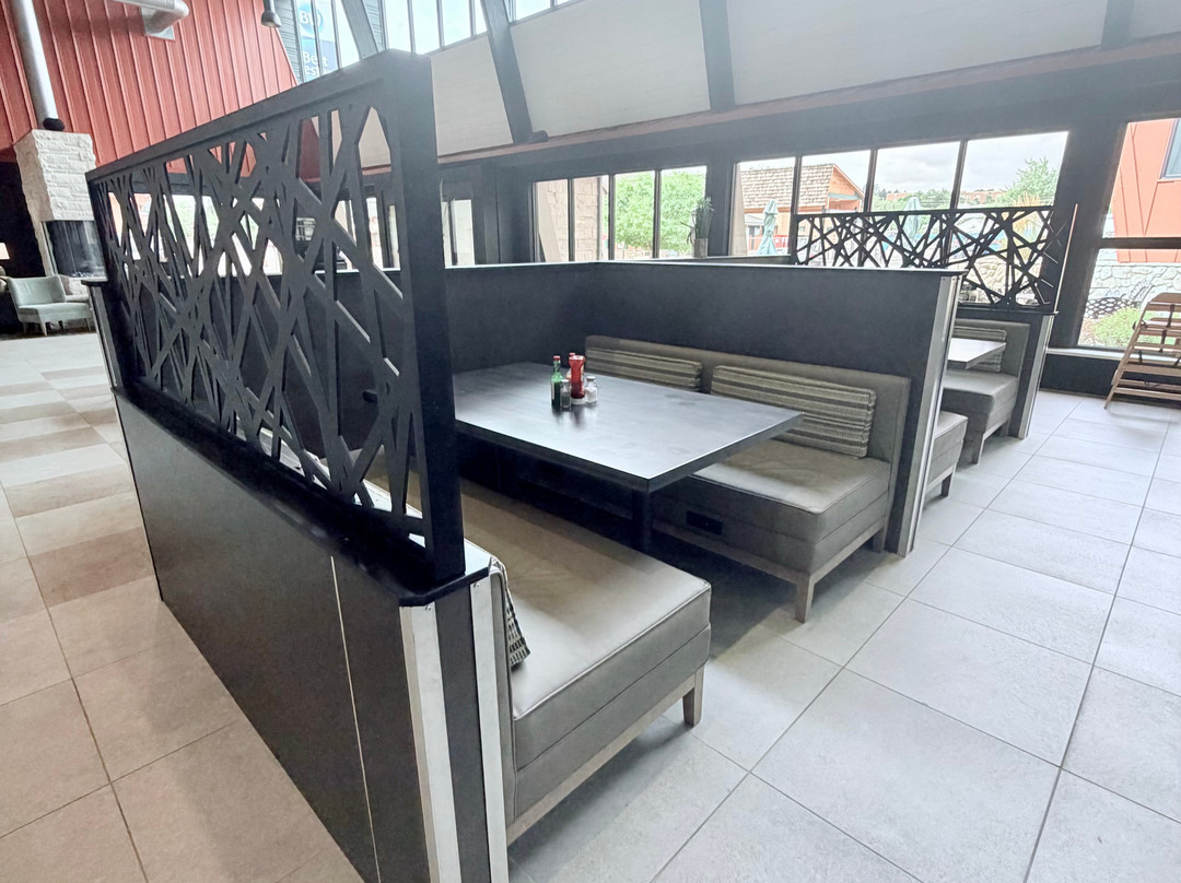 谢里登中心贝斯特韦斯特酒店主图