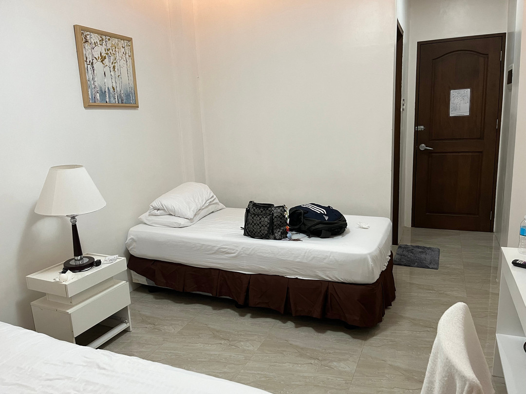 Del's Hotel
