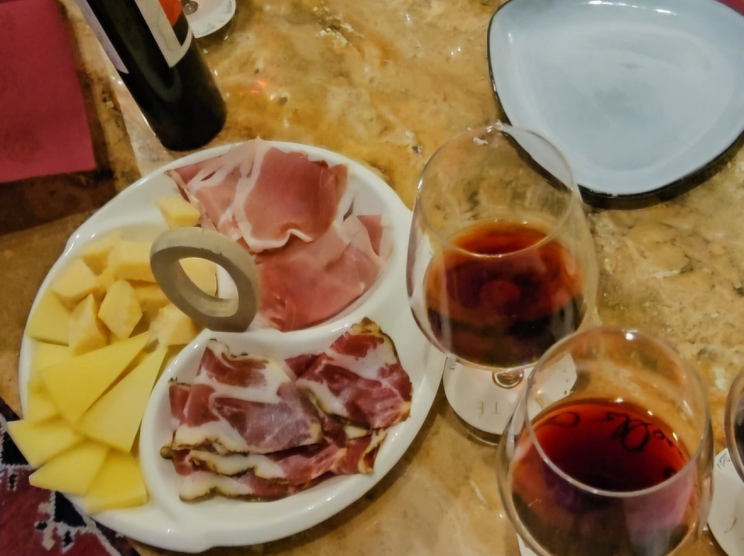 Máté Winery-蒙塔尔奇诺必去景点