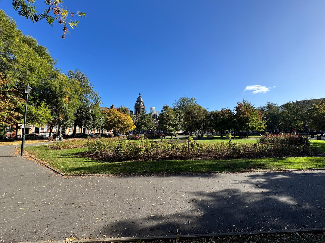 Park Square-利兹必去景点
